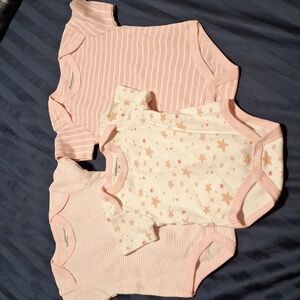 Kiddiezoom 3m girls onsies bundle